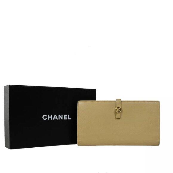 CHANEL CC Logo Long Bifold Wallet Purse Leather Beige GHW Italy